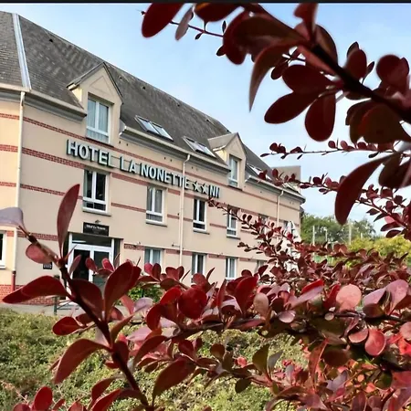 La Nonette Asterix, Cdg Airport & Paris Centre Hotel