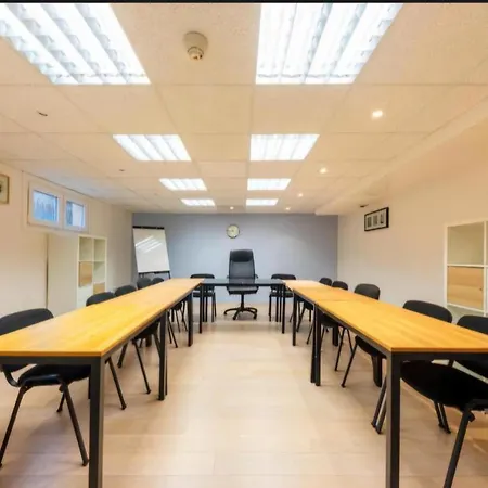 La Nonette Asterix, Cdg Airport & Paris Centre 2* Orry-La-Ville