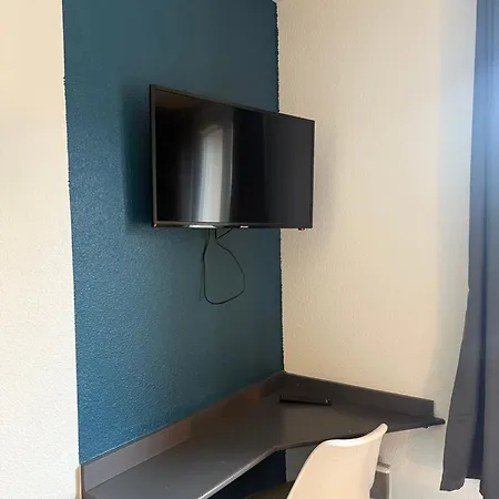 La Nonette Asterix, Cdg Airport & Paris Centre Hotel